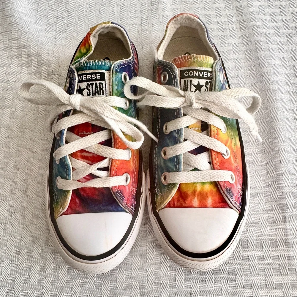 Converse All Star Youth Size 12 Rainbow Tie Dye Low Top Canvas Sneakers